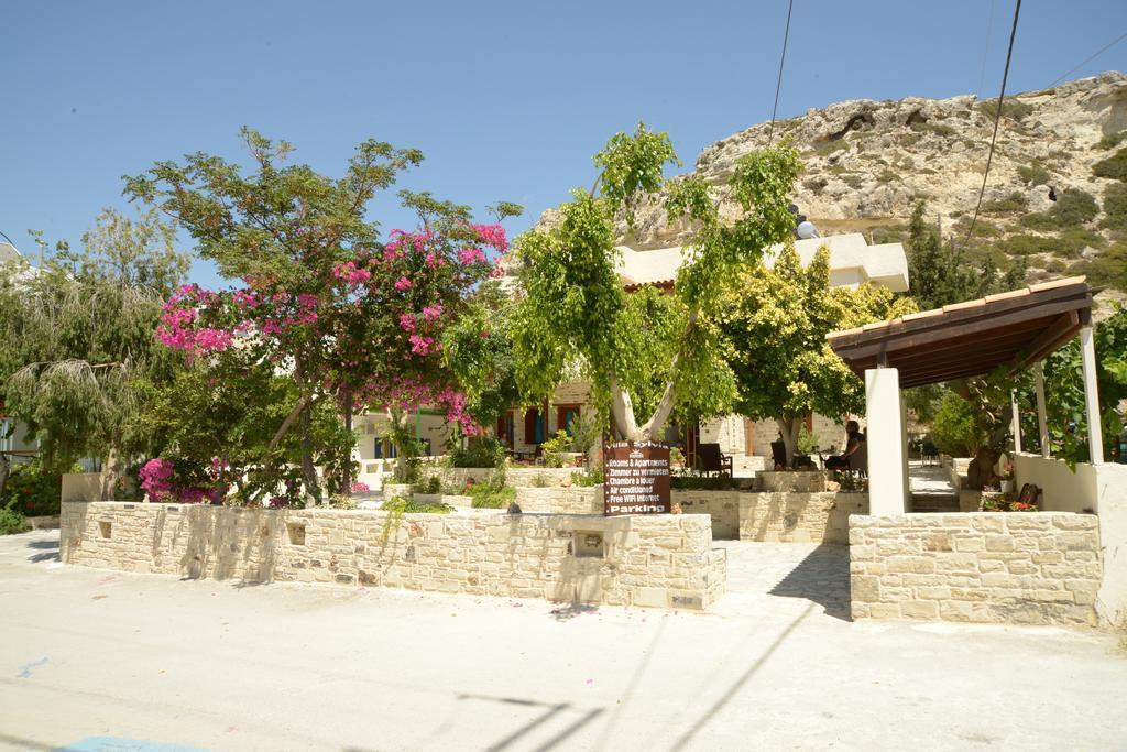 Villa Sylvia 马塔拉 外观 照片