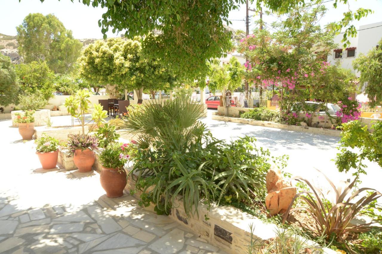 Villa Sylvia 马塔拉 外观 照片